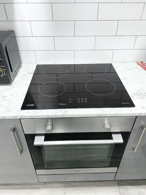 Modern Studio Near Nec With Free Parking - Prime Location Sheldon  Exterior photo